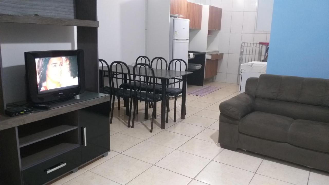 Conjunto Residencial Verdes Mares グァラトゥバ エクステリア 写真
