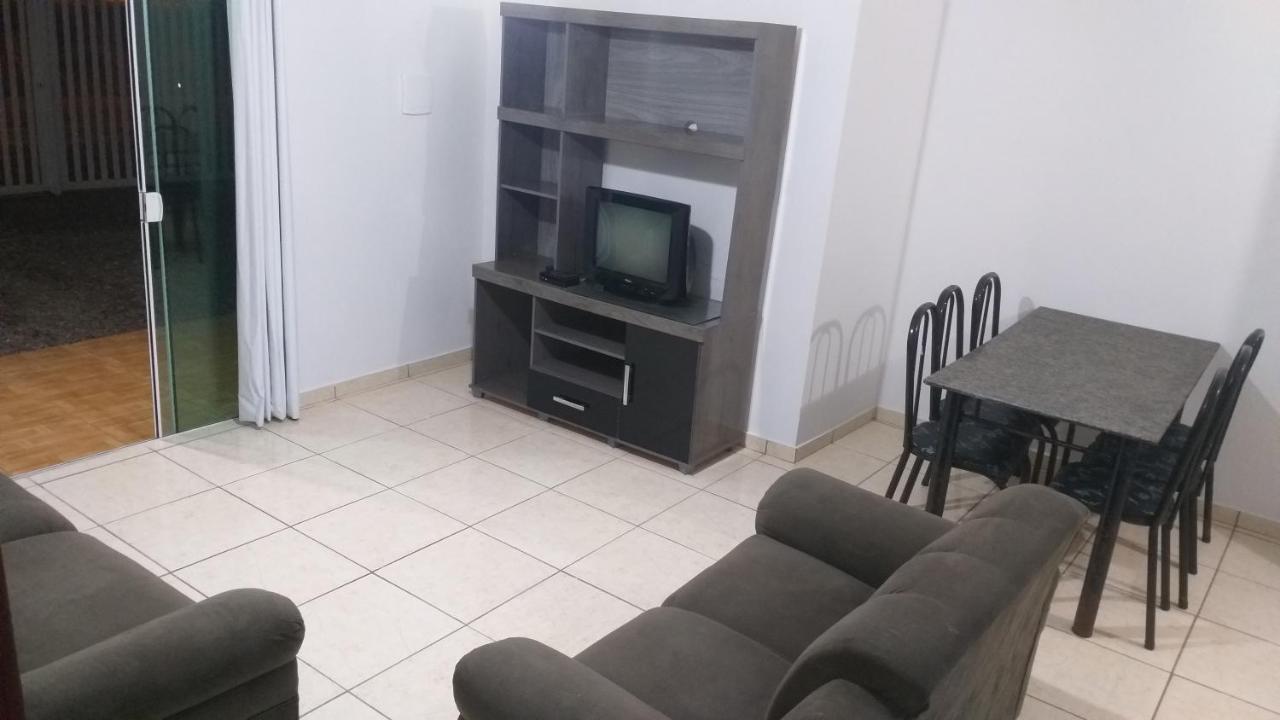 Conjunto Residencial Verdes Mares グァラトゥバ エクステリア 写真