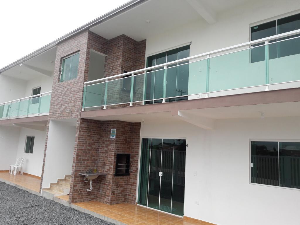 Conjunto Residencial Verdes Mares グァラトゥバ エクステリア 写真