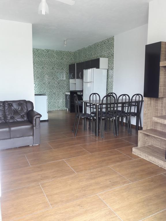 Conjunto Residencial Verdes Mares グァラトゥバ エクステリア 写真