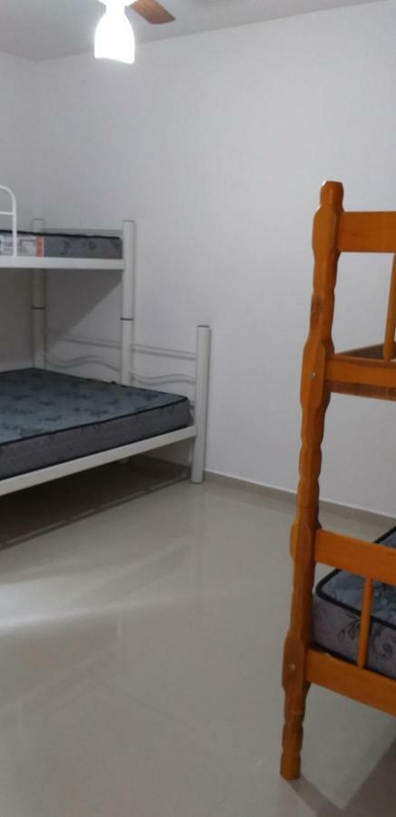 Conjunto Residencial Verdes Mares グァラトゥバ エクステリア 写真